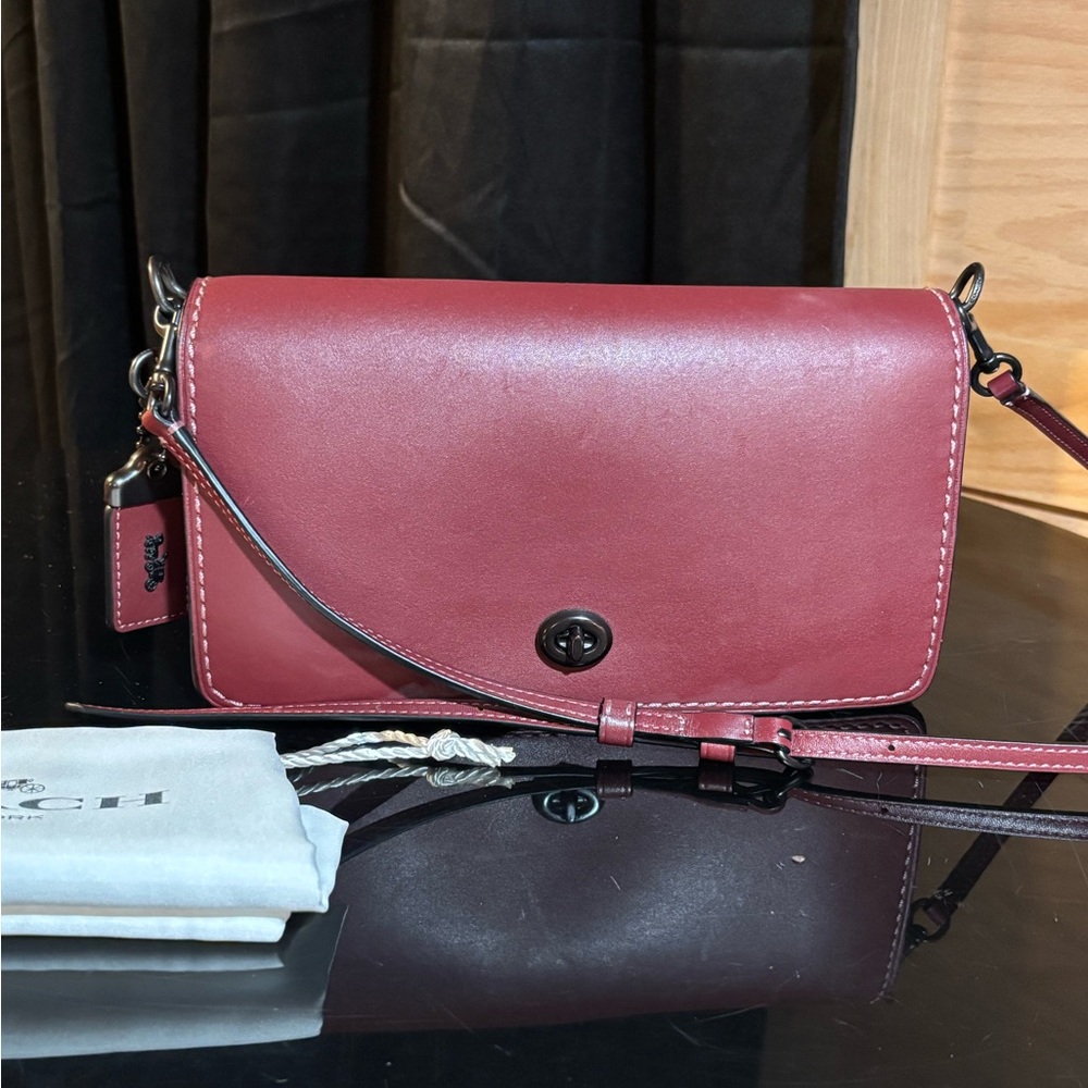 Glovetanned leather “Dinky” bag
